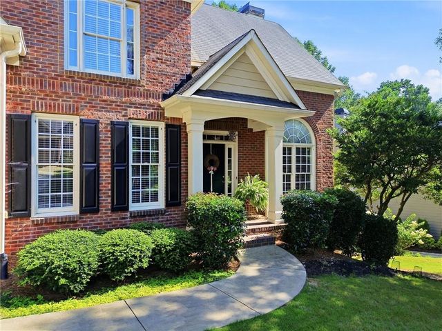 982 BridgeMill Avenue, Canton, GA 30114
