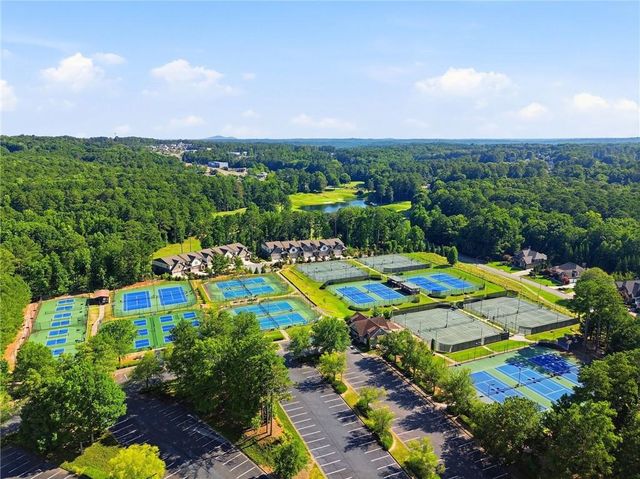 982 BridgeMill Avenue, Canton, GA 30114