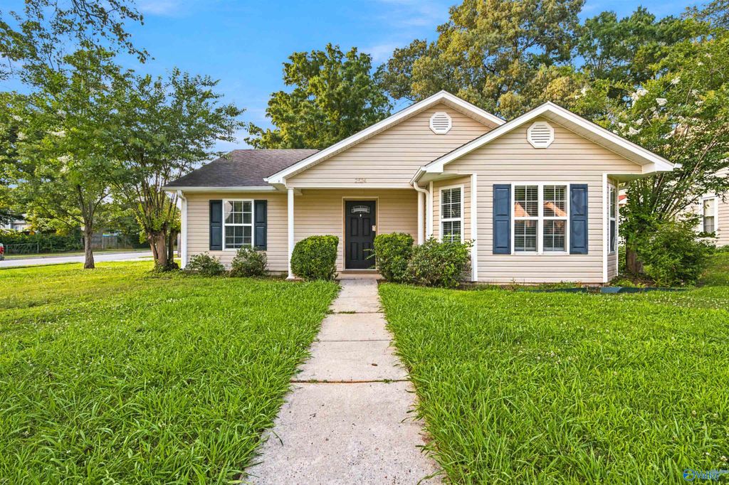 2524 Clovis Road SW, Huntsville, AL 35803
