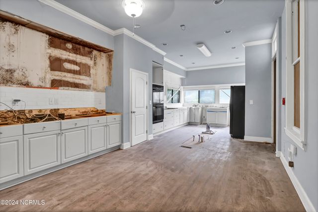 708 Market Street, Wilmington, NC 28401