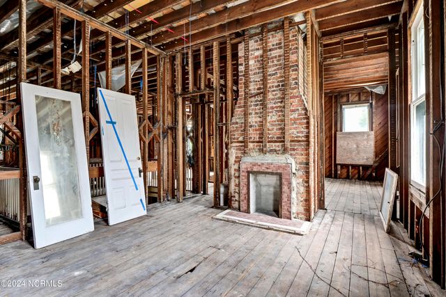 708 Market Street, Wilmington, NC 28401