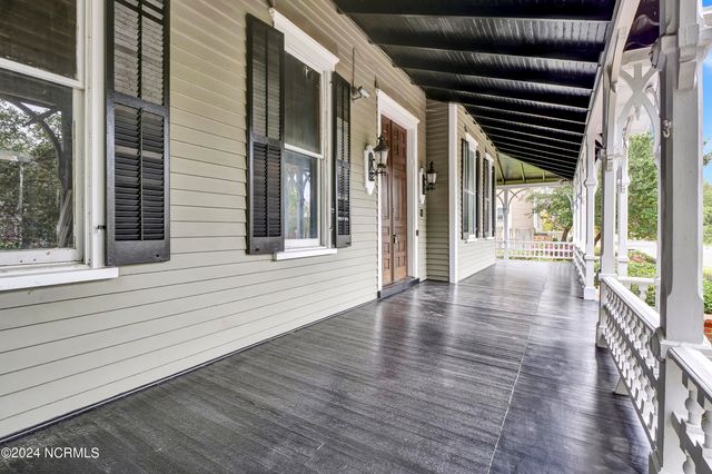 708 Market Street, Wilmington, NC 28401
