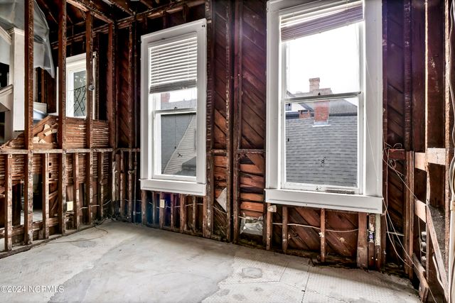 708 Market Street, Wilmington, NC 28401