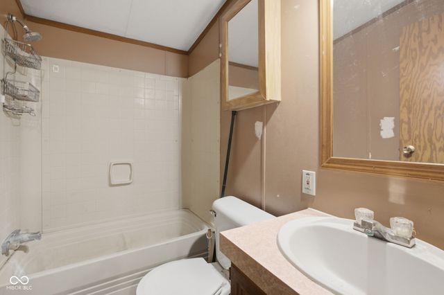 349 Laurel Drive, Chesterfield, IN 46017
