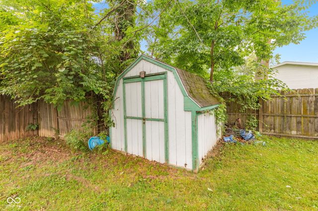 349 Laurel Drive, Chesterfield, IN 46017