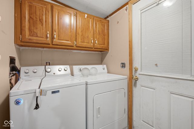 349 Laurel Drive, Chesterfield, IN 46017