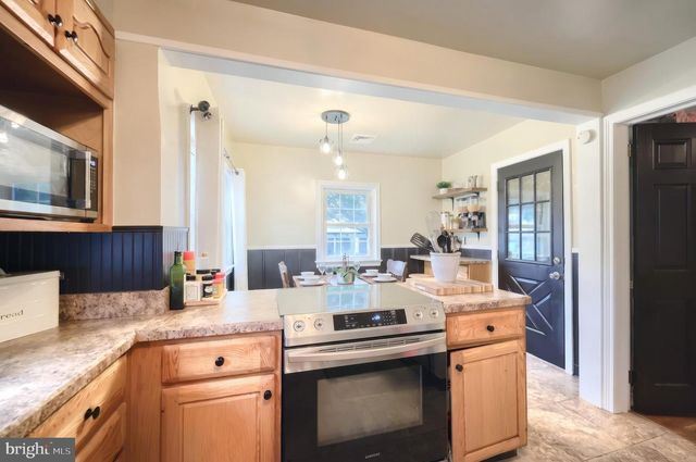 831 RATHTON RD, York, PA 17403