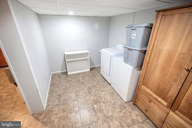 831 RATHTON RD, York, PA 17403