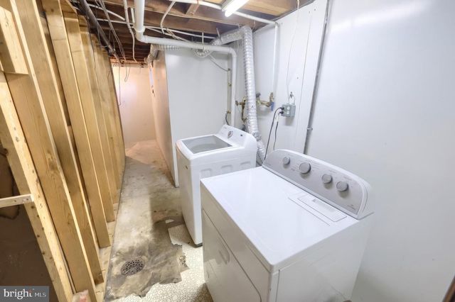 831 RATHTON RD, York, PA 17403