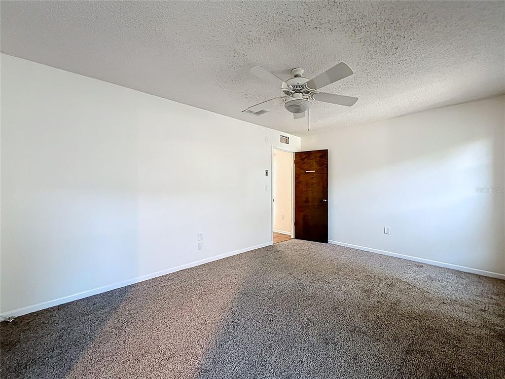 Image 29 of property listing at 11180 113TH AVENUE, Largo, FL 33778