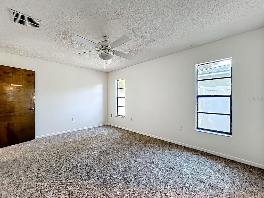 Image 30 of property listing at 11180 113TH AVENUE, Largo, FL 33778