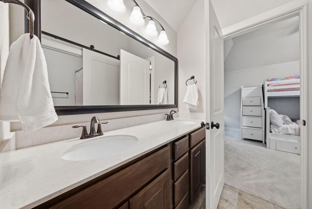 11215 Whitecap Bay Circle, Cypress, TX 77433