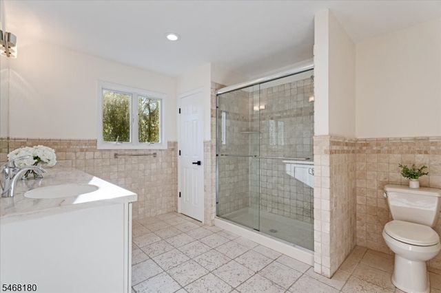 9 Dagmar Dale Dr, Vernon Twp., NJ 07461