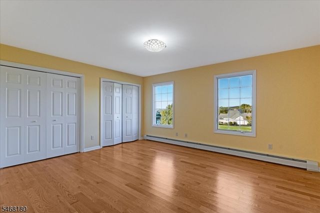 9 Dagmar Dale Dr, Vernon Twp., NJ 07461