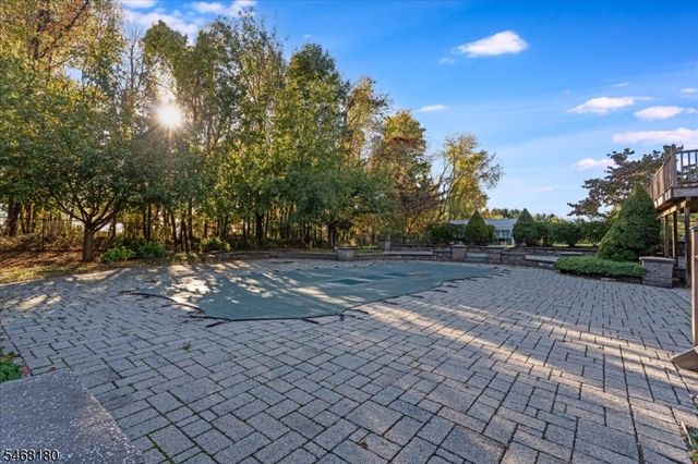 9 Dagmar Dale Dr, Vernon Twp., NJ 07461