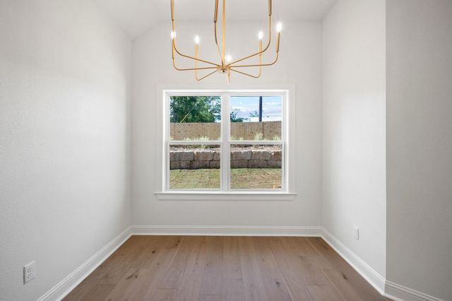 212 Central Park Court, Athens, TX 75751