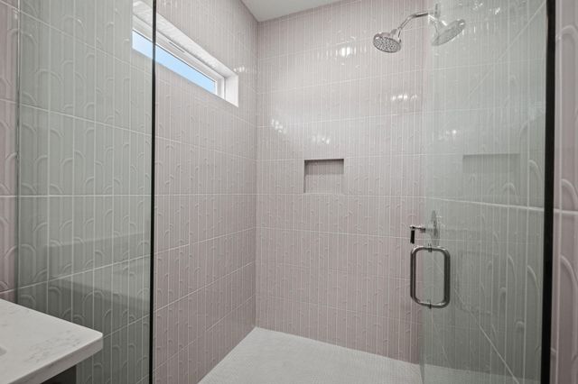 212 Central Park Court, Athens, TX 75751