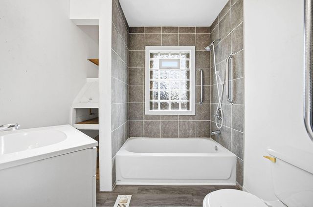 2874 Grasmere Avenue, Columbus, OH 43224