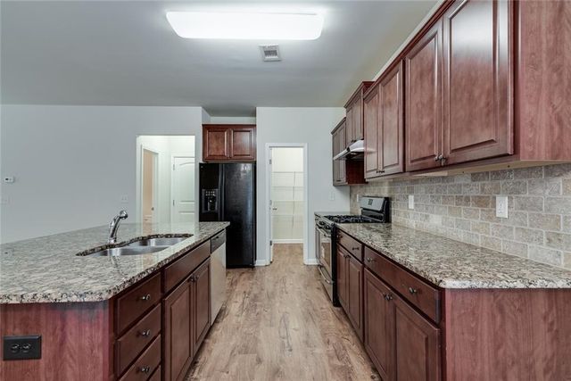 3180 Wildberry Run Lane, Snellville, GA 30078