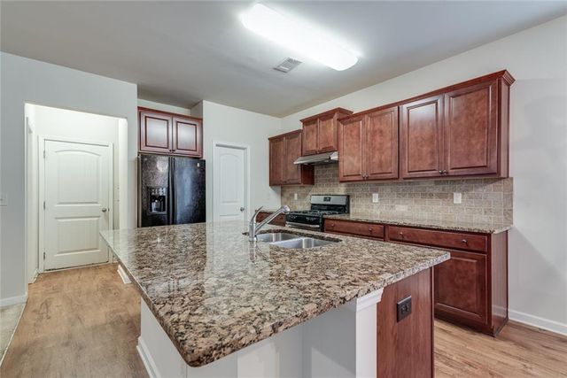 3180 Wildberry Run Lane, Snellville, GA 30078