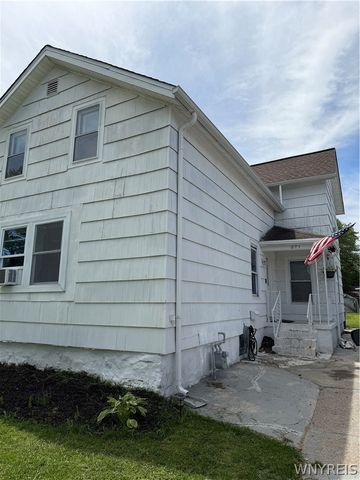 271 Church Street, Lockport City, NY 14094