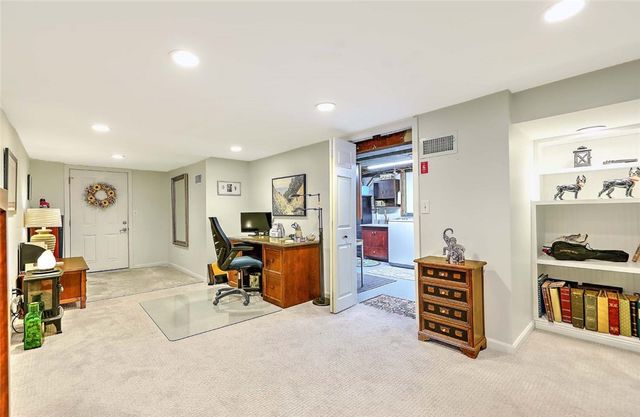 8 Halsey Street, North Providence, RI 02911