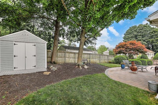 8 Halsey Street, North Providence, RI 02911