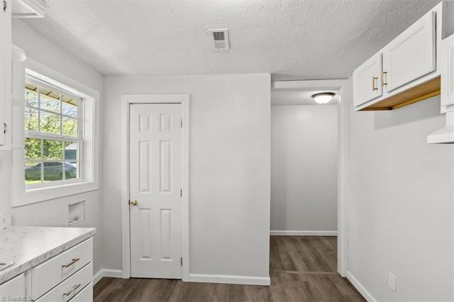 536 Cascade Avenue, Eden, NC 27288