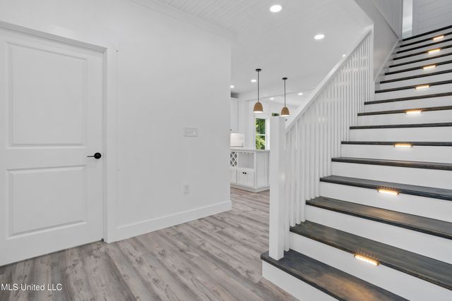 410 Orange Street, Pass Christian, MS 39571