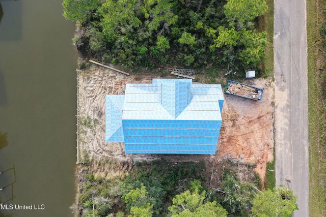 410 Orange Street, Pass Christian, MS 39571