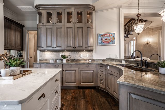 1894 Rhettsbury Street, Carmel, IN 46032