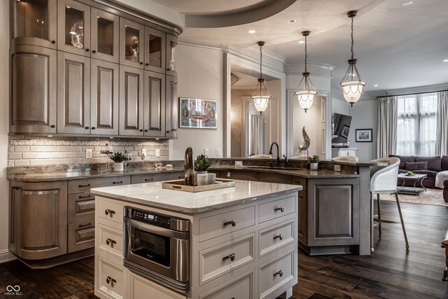 1894 Rhettsbury Street, Carmel, IN 46032