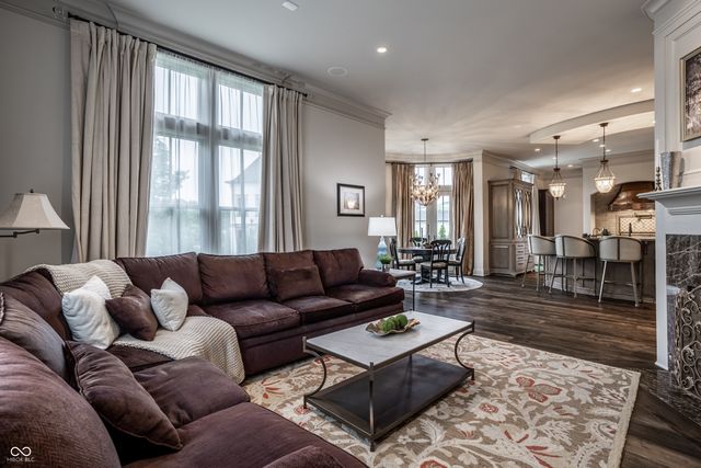 1894 Rhettsbury Street, Carmel, IN 46032