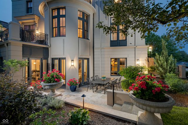 1894 Rhettsbury Street, Carmel, IN 46032