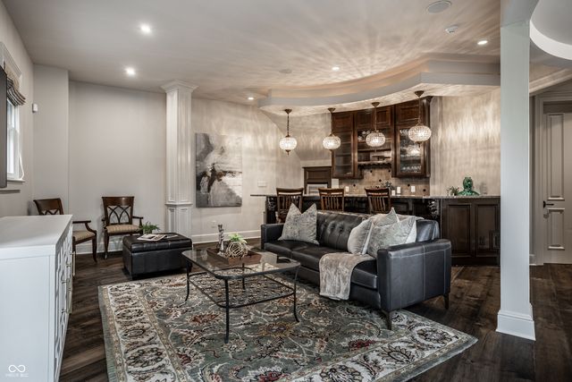 1894 Rhettsbury Street, Carmel, IN 46032