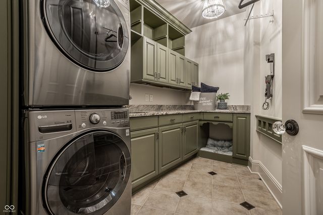 1894 Rhettsbury Street, Carmel, IN 46032