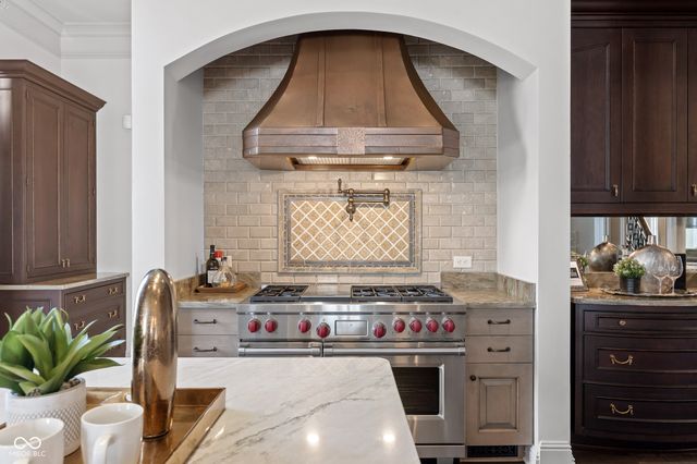 1894 Rhettsbury Street, Carmel, IN 46032