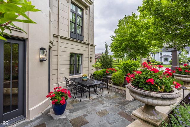 1894 Rhettsbury Street, Carmel, IN 46032