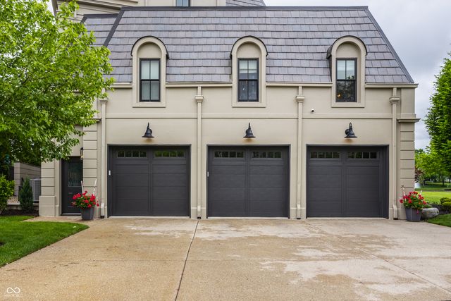 1894 Rhettsbury Street, Carmel, IN 46032