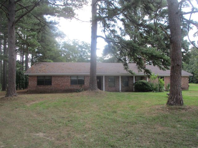 2611 Hixon Drive, Pine Bluff, AR 71603