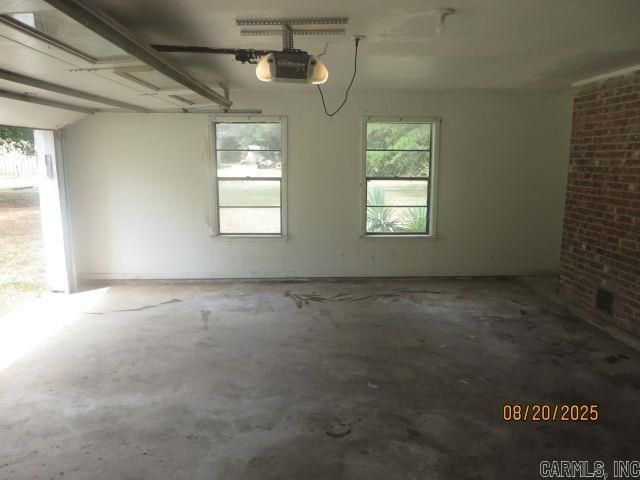 2611 Hixon Drive, Pine Bluff, AR 71603