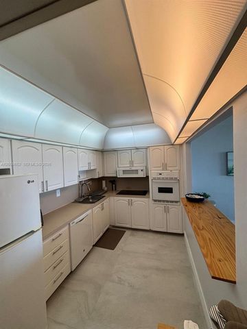 19380 Collins Ave 818, Sunny Isles Beach, FL 33160