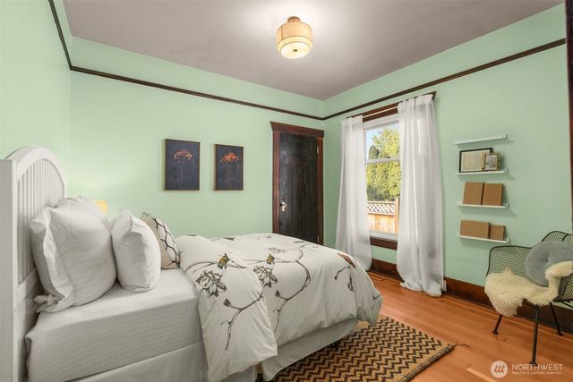 7221 4th Avenue NW, Seattle, WA 98117