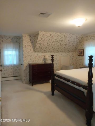 511 Clinton Avenue, Toms River, NJ 08753