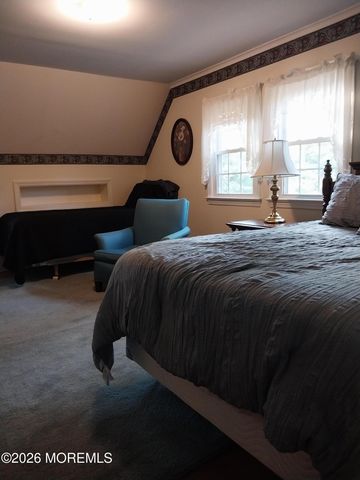 511 Clinton Avenue, Toms River, NJ 08753