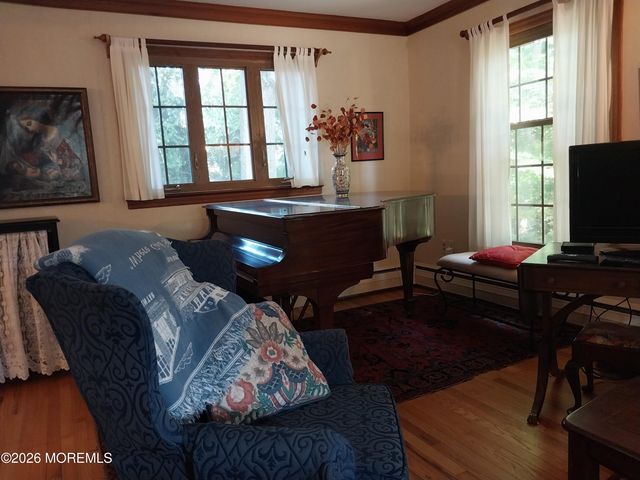 511 Clinton Avenue, Toms River, NJ 08753