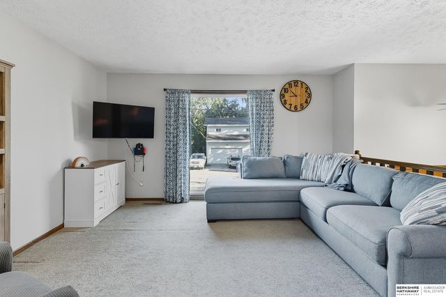 907 9th Avenue, Plattsmouth, NE 68048