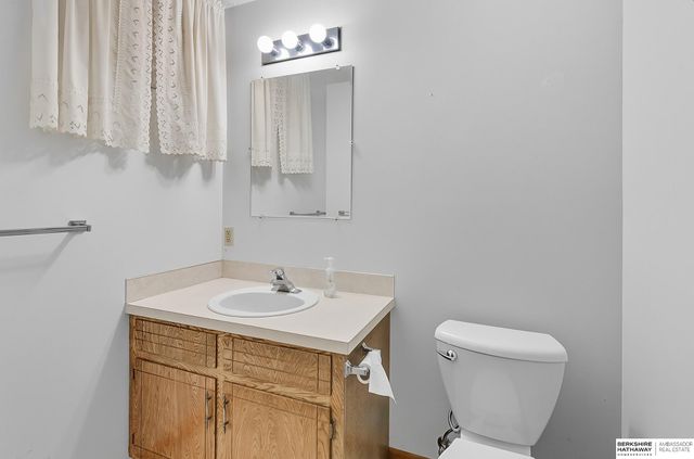 907 9th Avenue, Plattsmouth, NE 68048