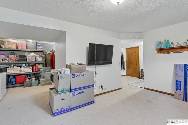 907 9th Avenue, Plattsmouth, NE 68048