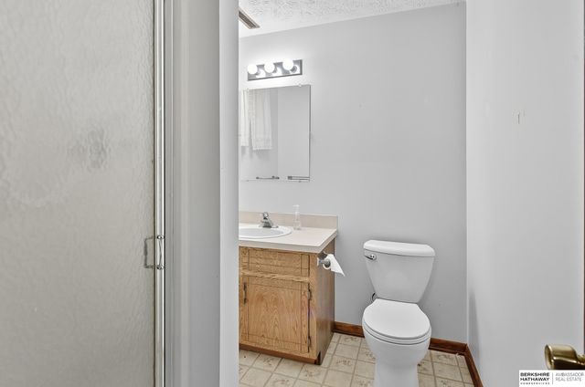 907 9th Avenue, Plattsmouth, NE 68048